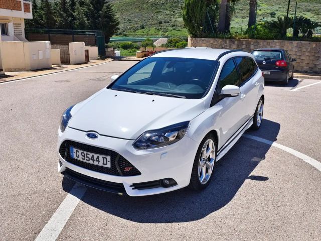 Ford Focus ST Historia Completa