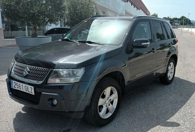 Suzuki Grand Vitara 2.4L JLX-E