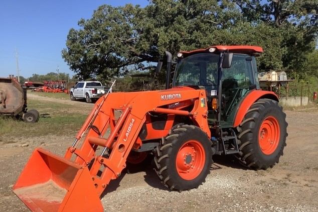 2018 Kubota M5-111D 4WD